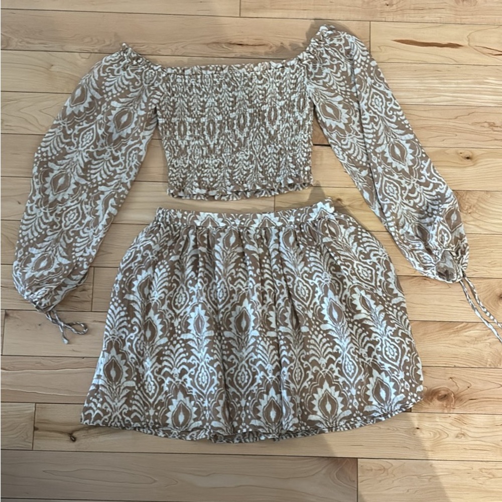 Dynamite skirt and top set